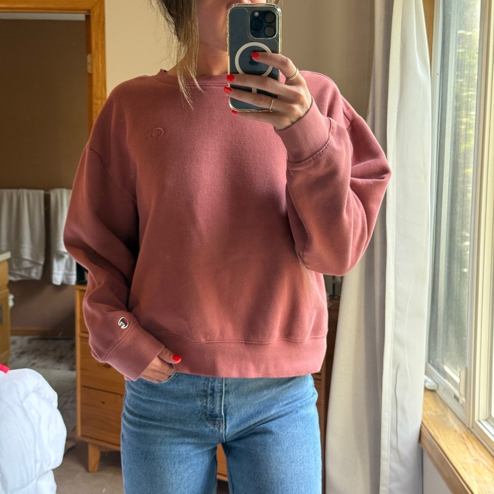 SOLD Champion Dusty Rose Crewneck